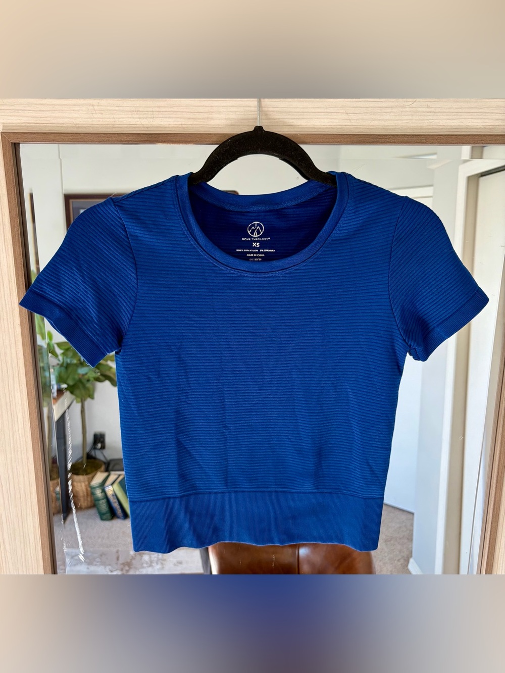 Move Theology Cropped work out top stretch Blue size XS